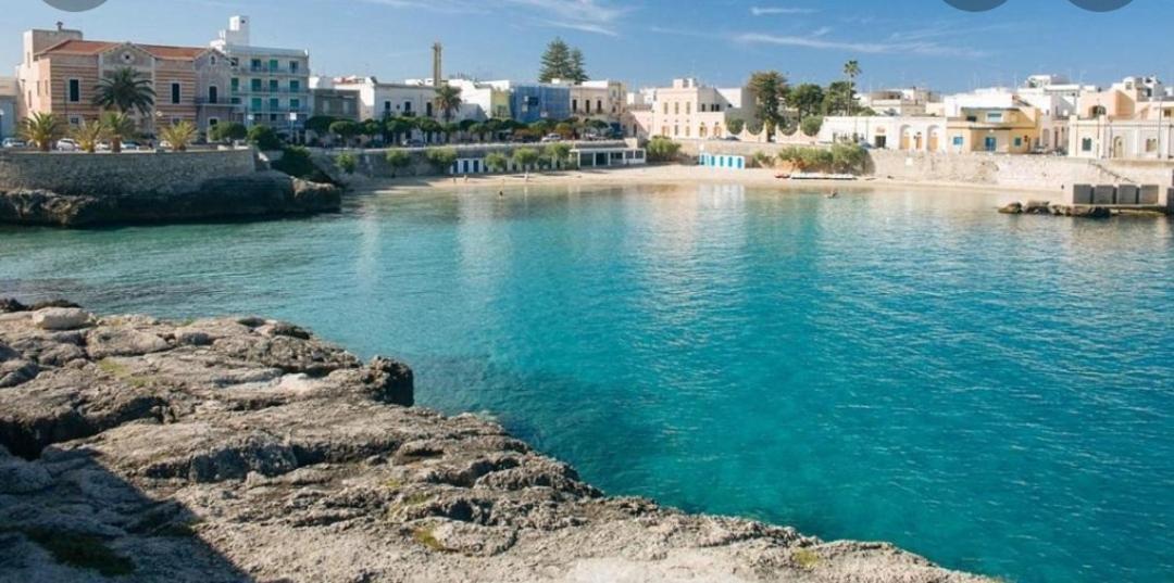 加拉托内Santa Maria Al Bagno别墅 外观 照片